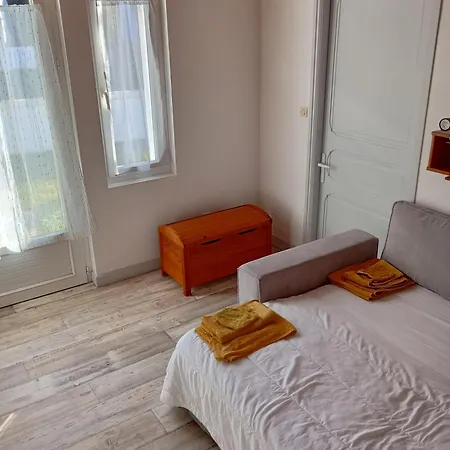 Maison De La Menou בית נופש *